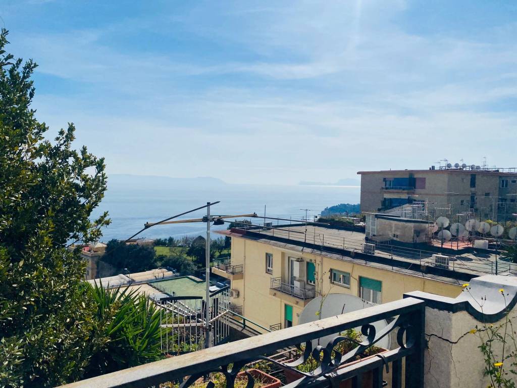 Appartamento a Napoli in Via Tito Livio, 9 - Foto 3