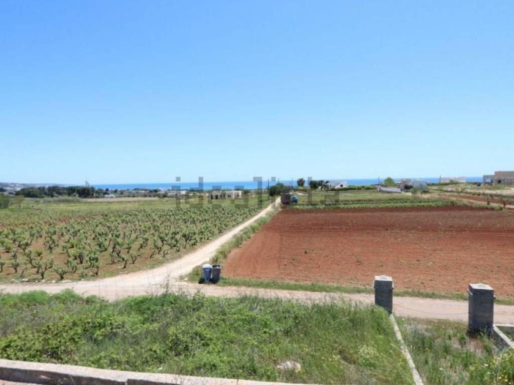 Terreno a Locri in Via Giuseppe Garibaldi, 344 - Foto 2