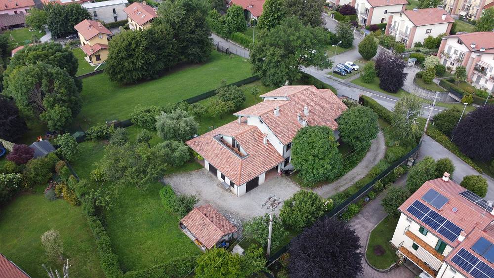 Rustico / casale a Cassago brianza in Via 8 Marzo, 14 - Foto 2