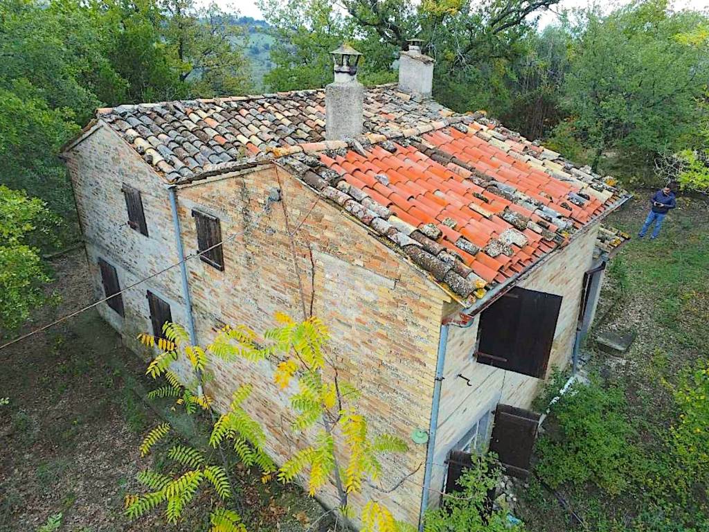 Rustico / casale a Loro piceno in Contrada Apezzana - Foto 2