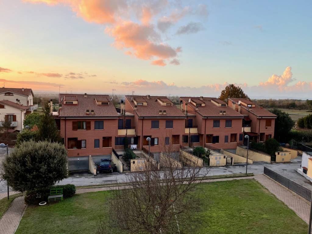 Villetta a schiera a Cortona in Via Ferruccio Parri, 45 - Foto 2
