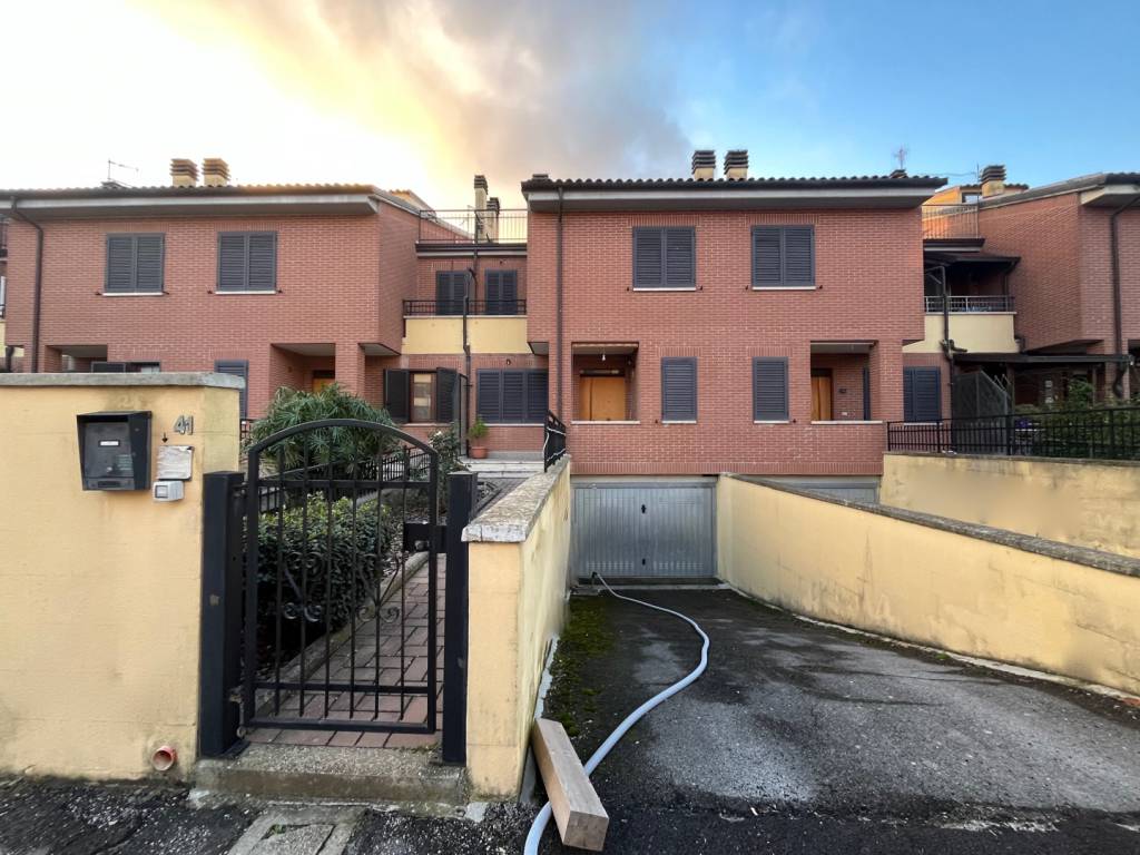Villetta a schiera a Cortona in Via Ferruccio Parri, 45 - Foto 4