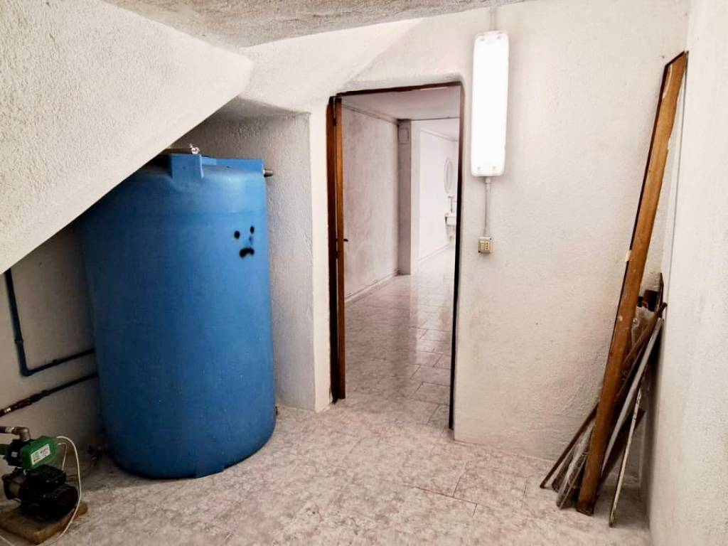 Box / garage a Camerino in Via Giulia Piccolomini Cicarelli - Foto 5