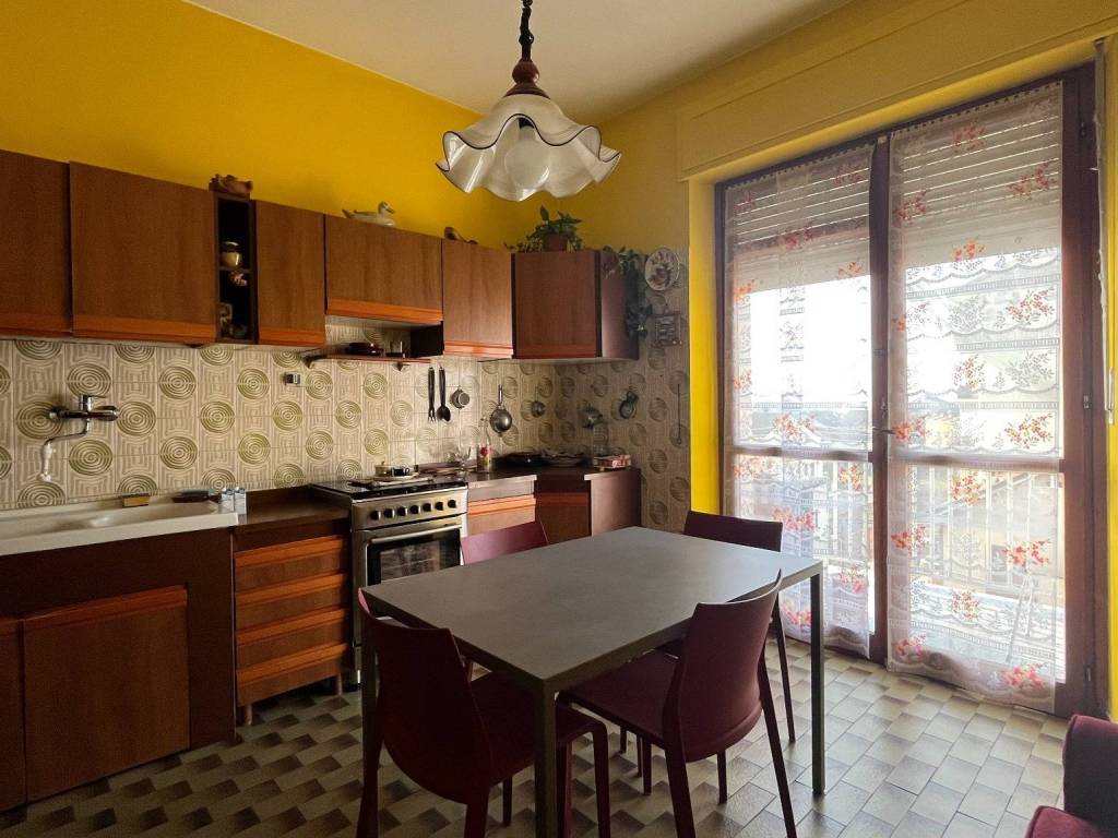 Appartamento a San damiano d'asti in Piazza 4 Novembre - Foto 4