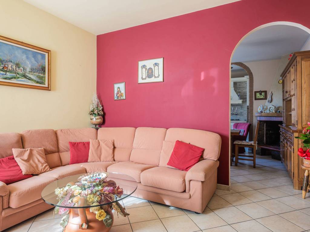 Villa a Serravalle pistoiese in Via Giacomo Matteotti - Foto 2