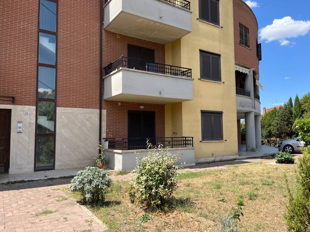 Appartamento a Cortona in Via Ferruccio Parri, 45 - Foto 2