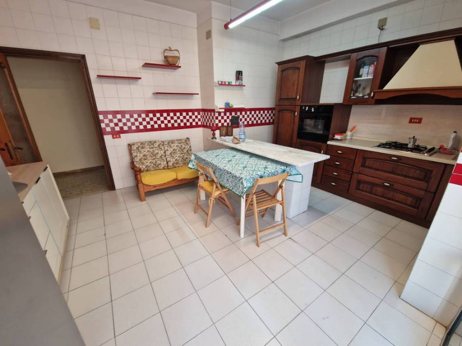 Appartamento a Reggio calabria in Viale Calabria - Foto 4