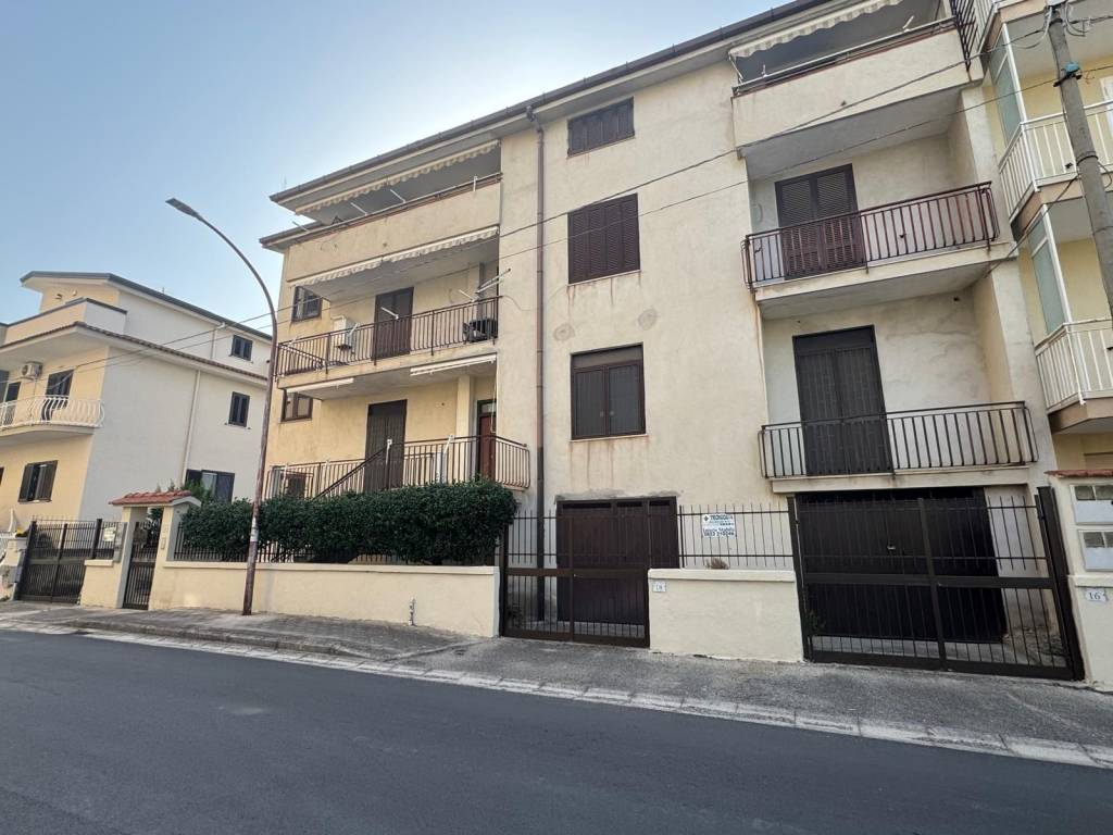 Villa a San nicola la strada in Via Duca D'Aosta, 4 - Foto 2