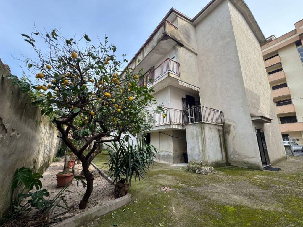 Villa a San nicola la strada in Via Duca D'Aosta, 4 - Foto 3