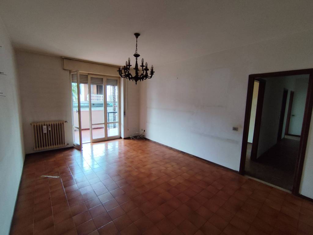 Appartamento a Arona in Via Piave, 52 - Foto 3