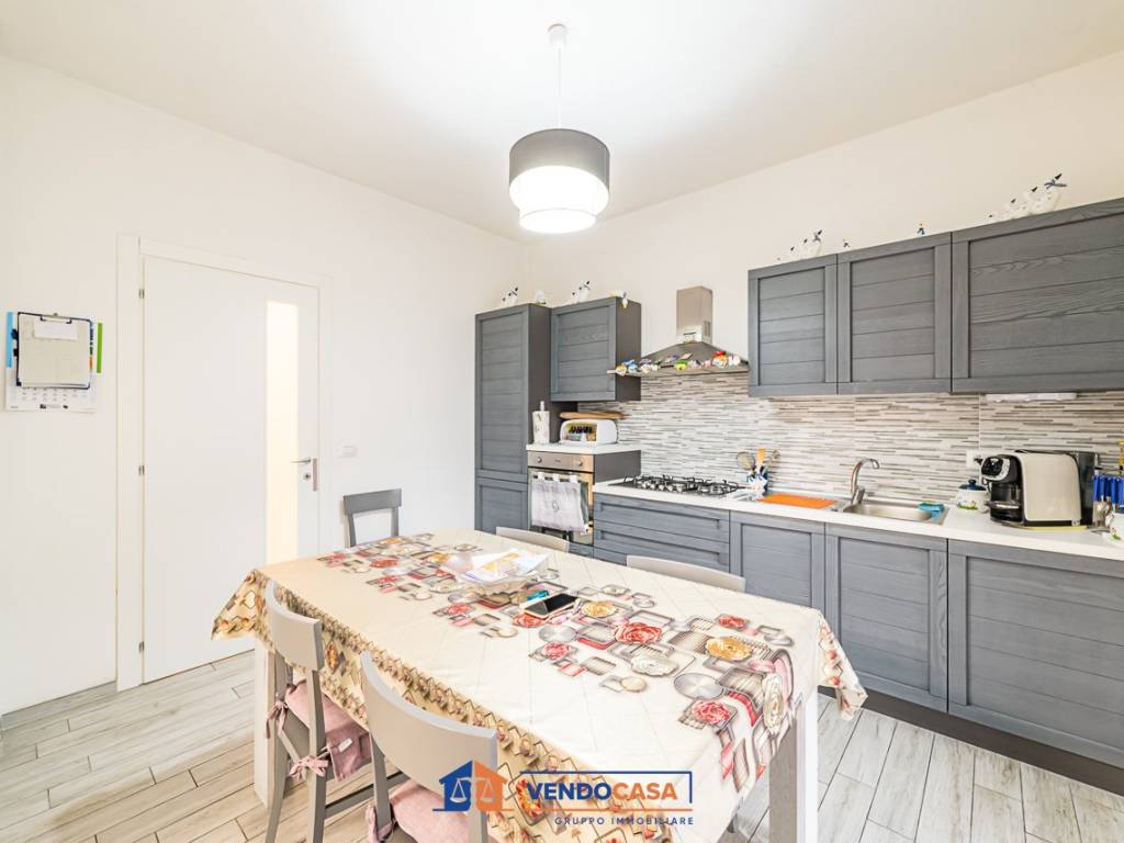 Appartamento a Cherasco in Via Bra, 48 - Foto 3