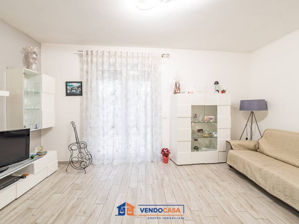 Appartamento a Cherasco in Via Bra, 48 - Foto 5