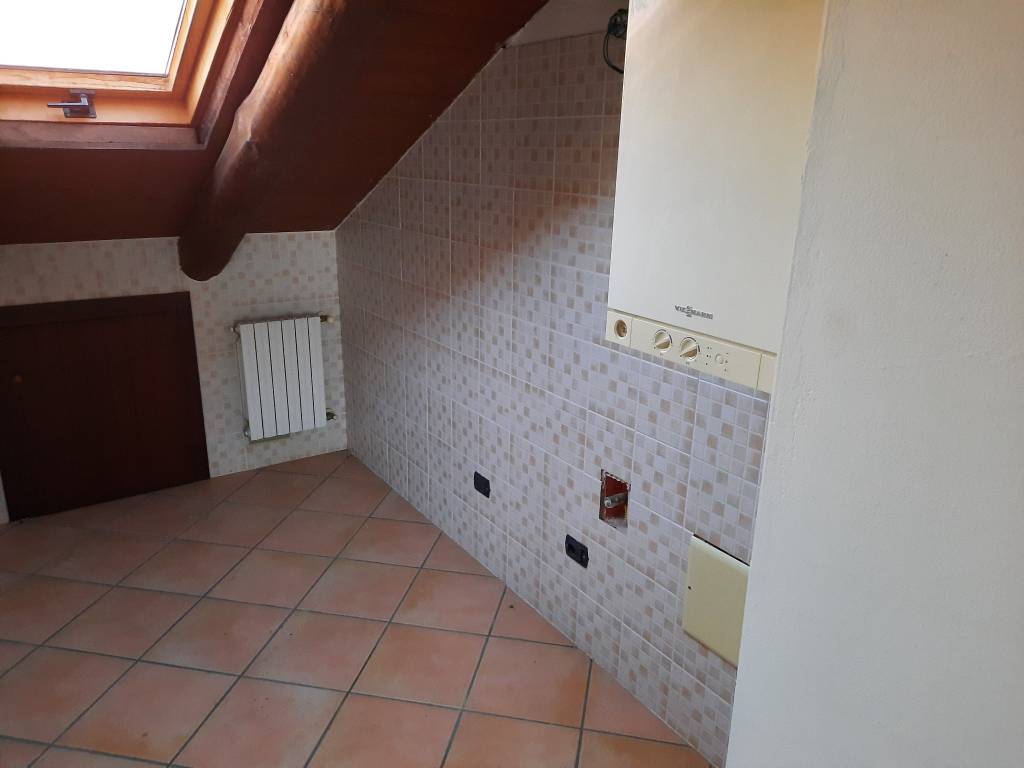 Attico / mansarda a Valfenera in Via Gino Berardi, 3 - Foto 4