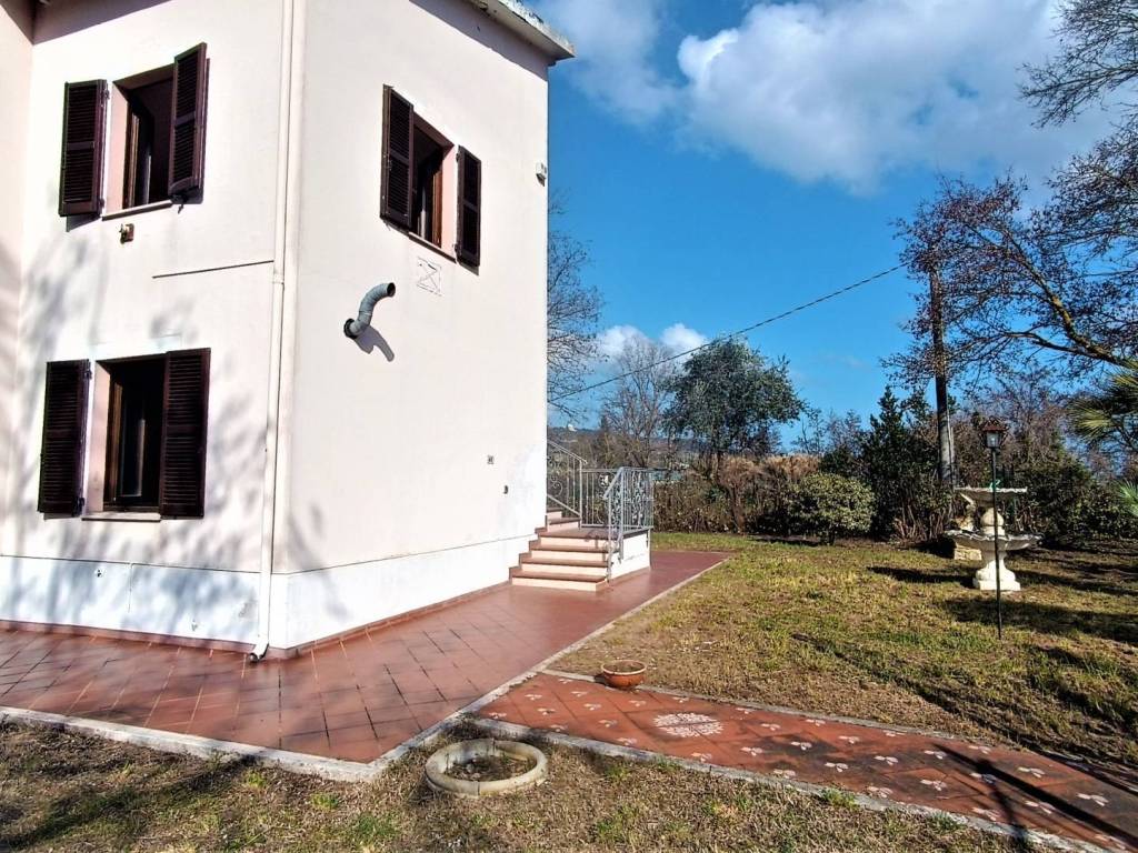 Casa indipendente a Montefiore dell'aso in strada provinciale 91, 40 - Foto 2
