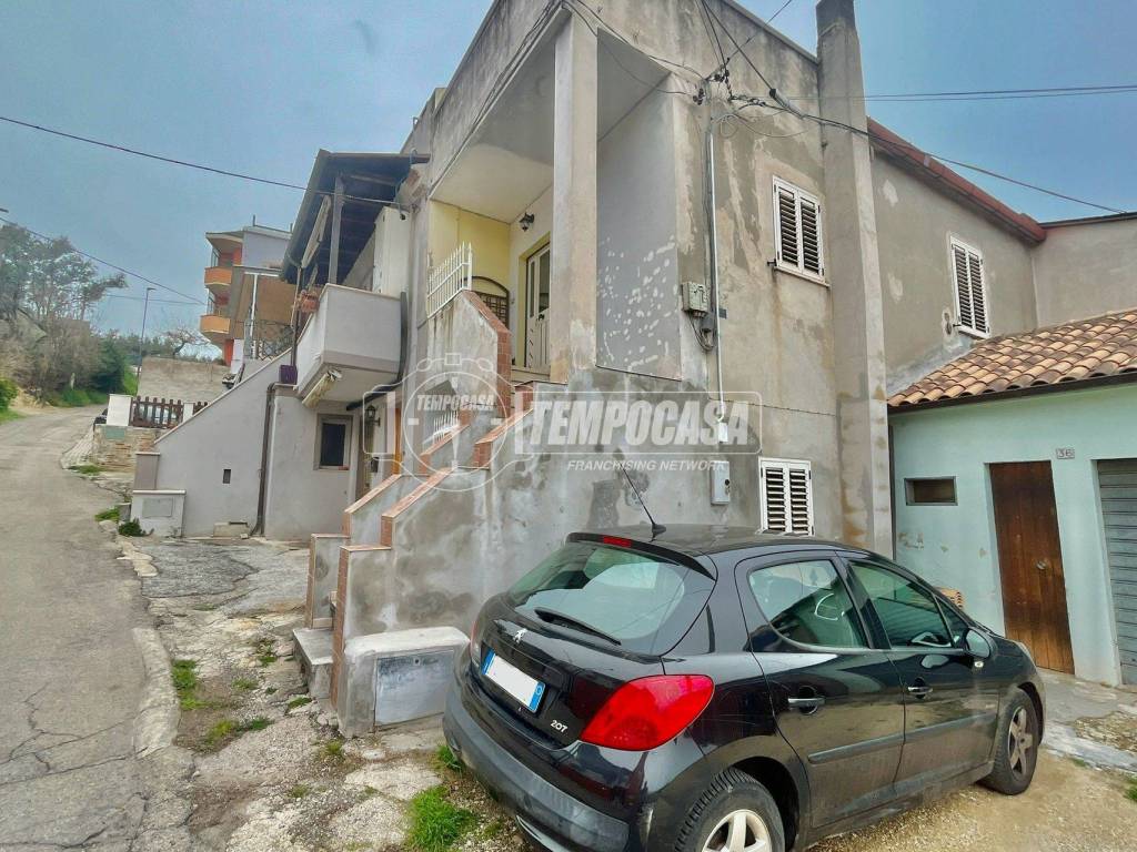 Casa indipendente a Pescara in Strada Vicinale Villa Scorrano - Foto 3