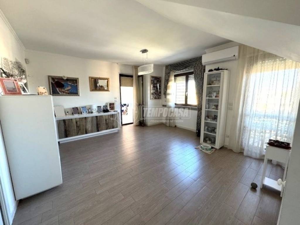 Appartamento a Foggia in Via Giuseppe Mandara - Foto 2