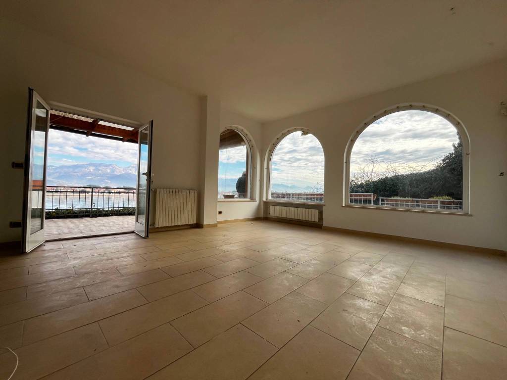 Villa a Ameglia in Via C. A. Fabbricotti, 27 - Foto 3