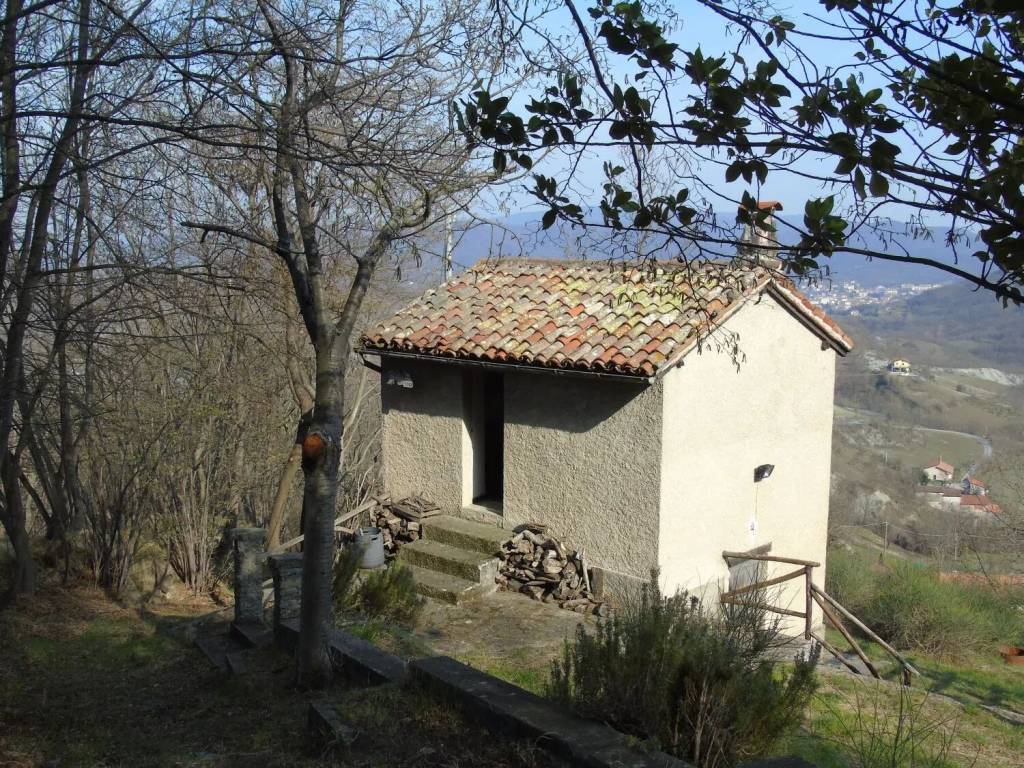 Rustico / casale a Cairo montenotte in Strada Valgarone S.N.C. - Foto 2