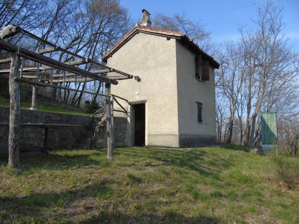 Rustico / casale a Cairo montenotte in Strada Valgarone S.N.C. - Foto 3