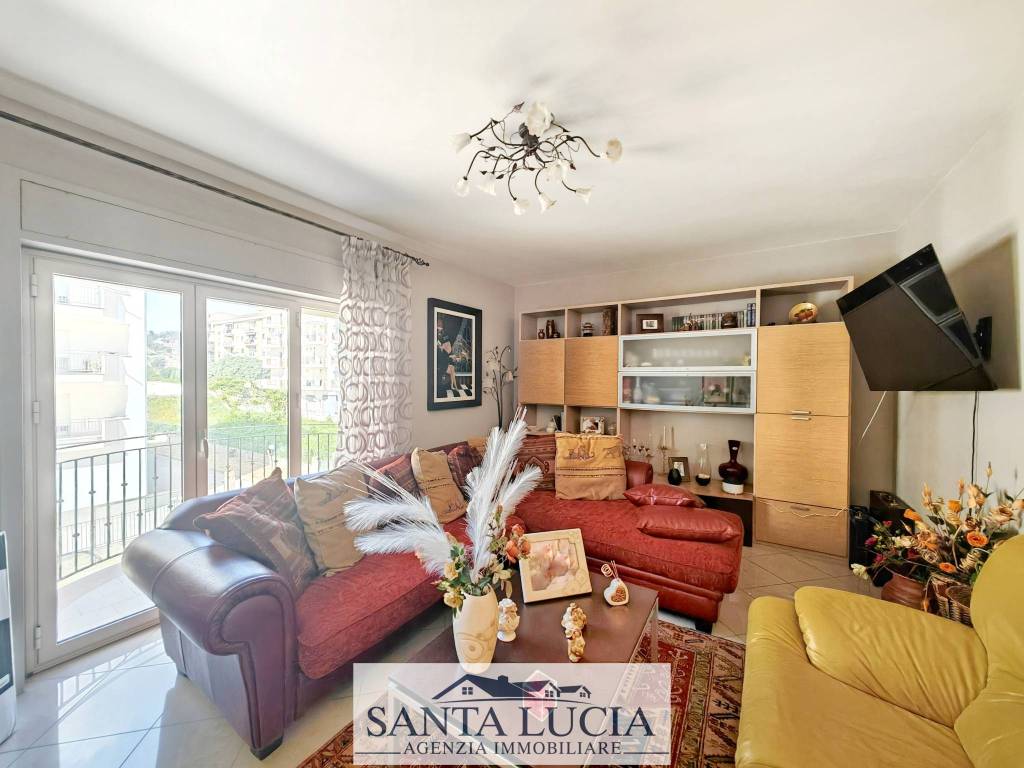 Appartamento a Canicattì in Via Antonio De Curtis - Foto 3