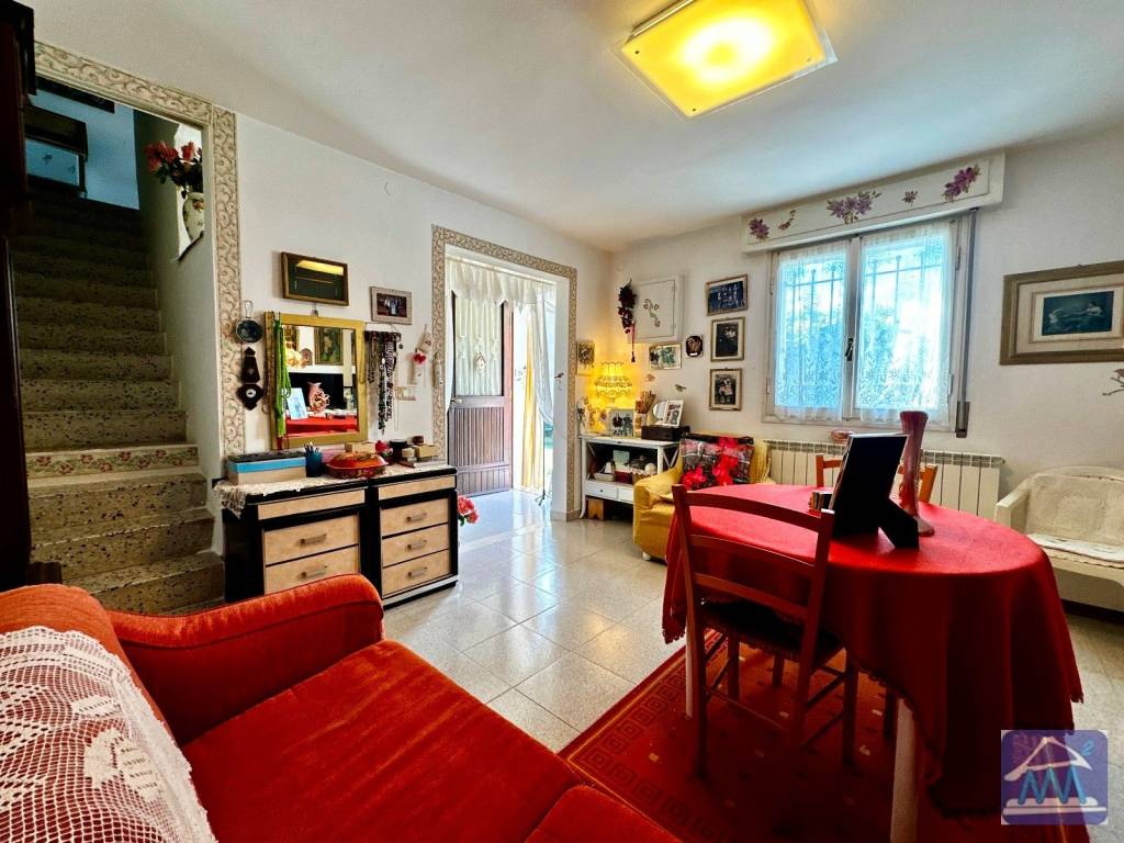 Casa indipendente a Novi di modena in Via Gazzoli, 7 - Foto 4