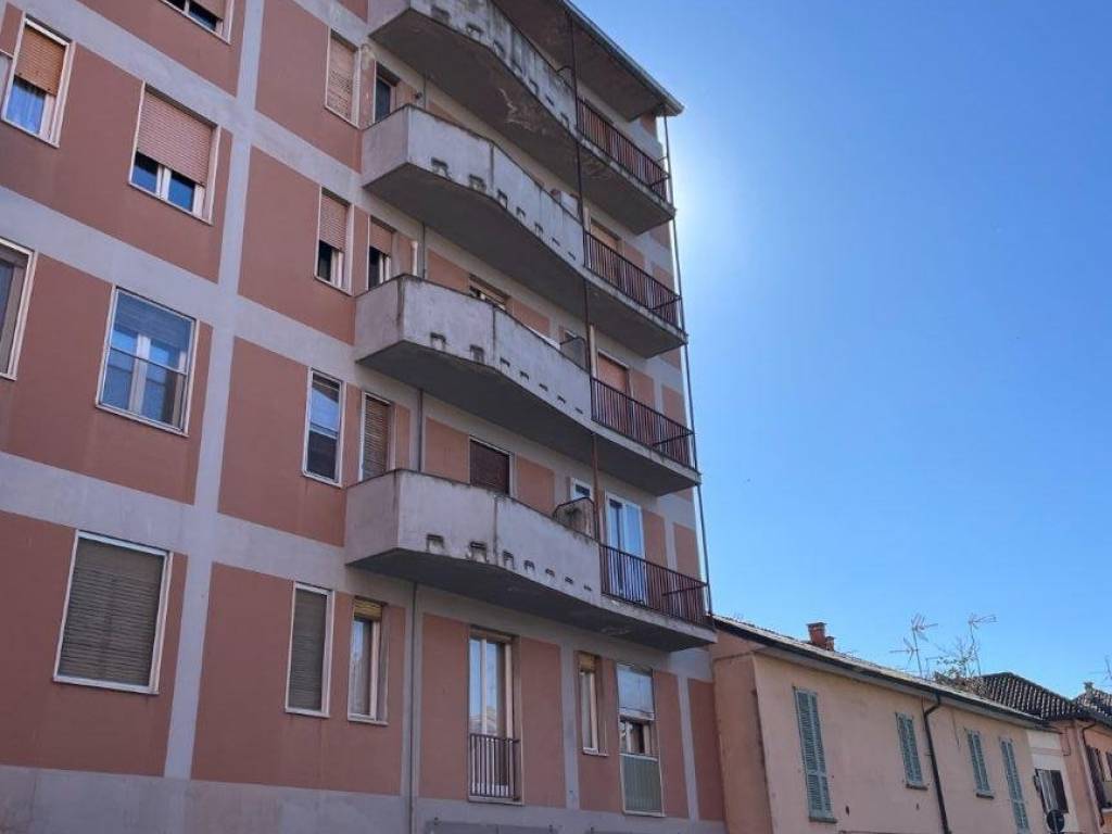 Appartamento a Pavia in Via San Pietro in Verzolo, 51 - Foto 4