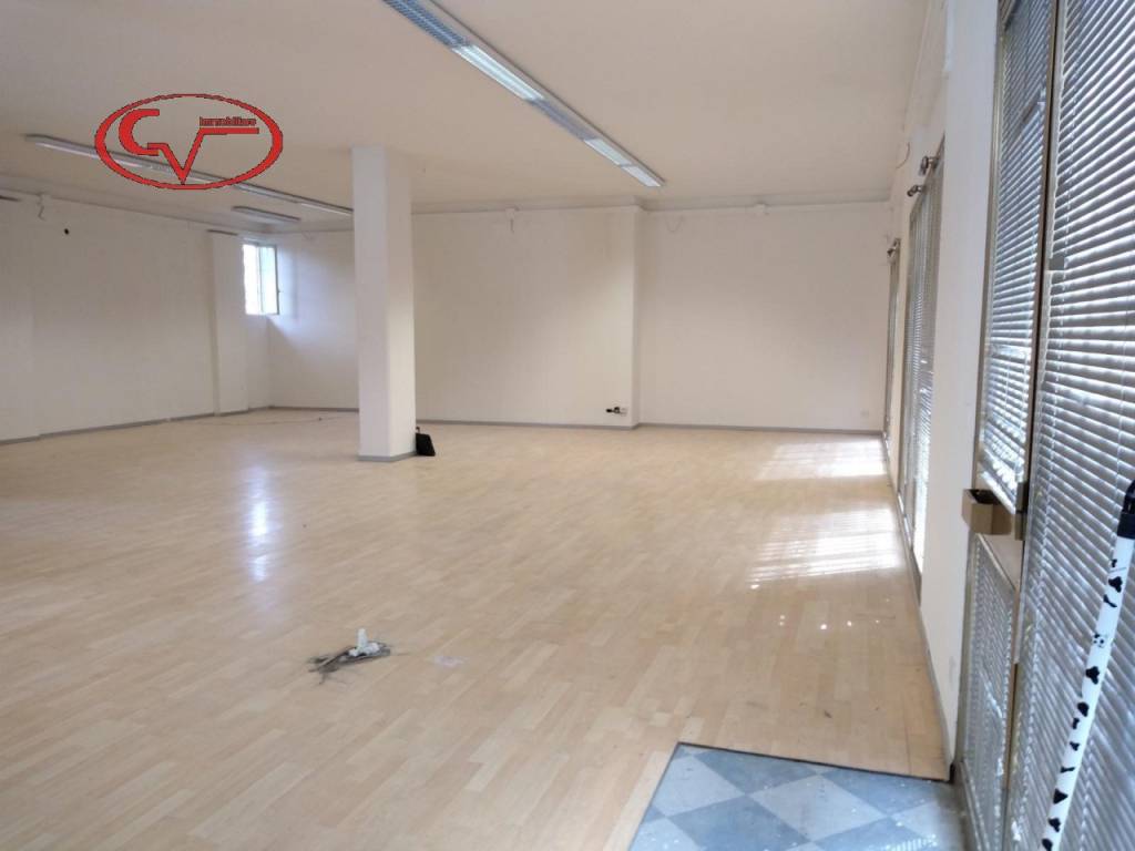 Immobile a Montevarchi in Viale Armando Diaz - Foto 3