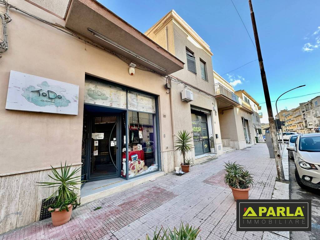 Palazzo / stabile a Canicattì in Via Regina Elena - Foto 3