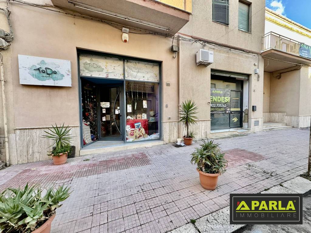 Palazzo / stabile a Canicattì in Via Regina Elena - Foto 4