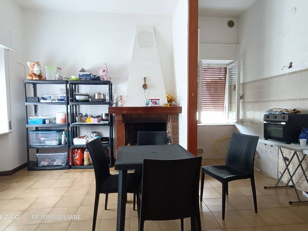 Appartamento a Montecosaro in Via Michelangelo - Foto 4