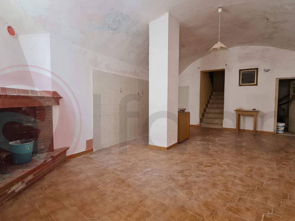 Palazzo / stabile a Alvito in Via Strada Maggiore, 105 - Foto 2