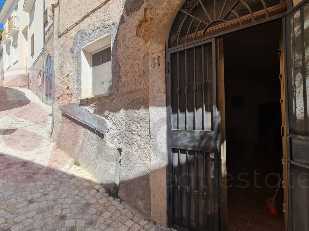 Palazzo / stabile a Alvito in Via Strada Maggiore, 105 - Foto 4