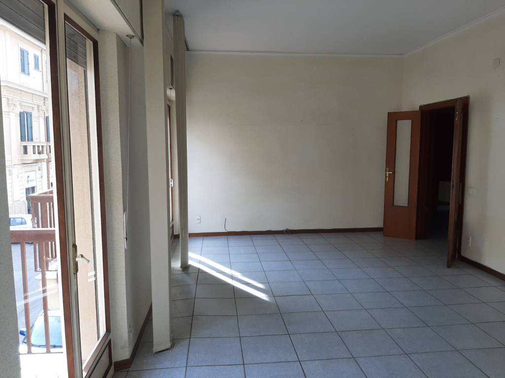 Appartamento a Reggio calabria in Via Nino Bixio - Foto 4