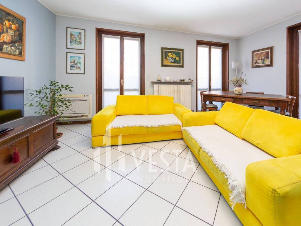 Villa a Cernusco lombardone in Via Monza - Foto 5