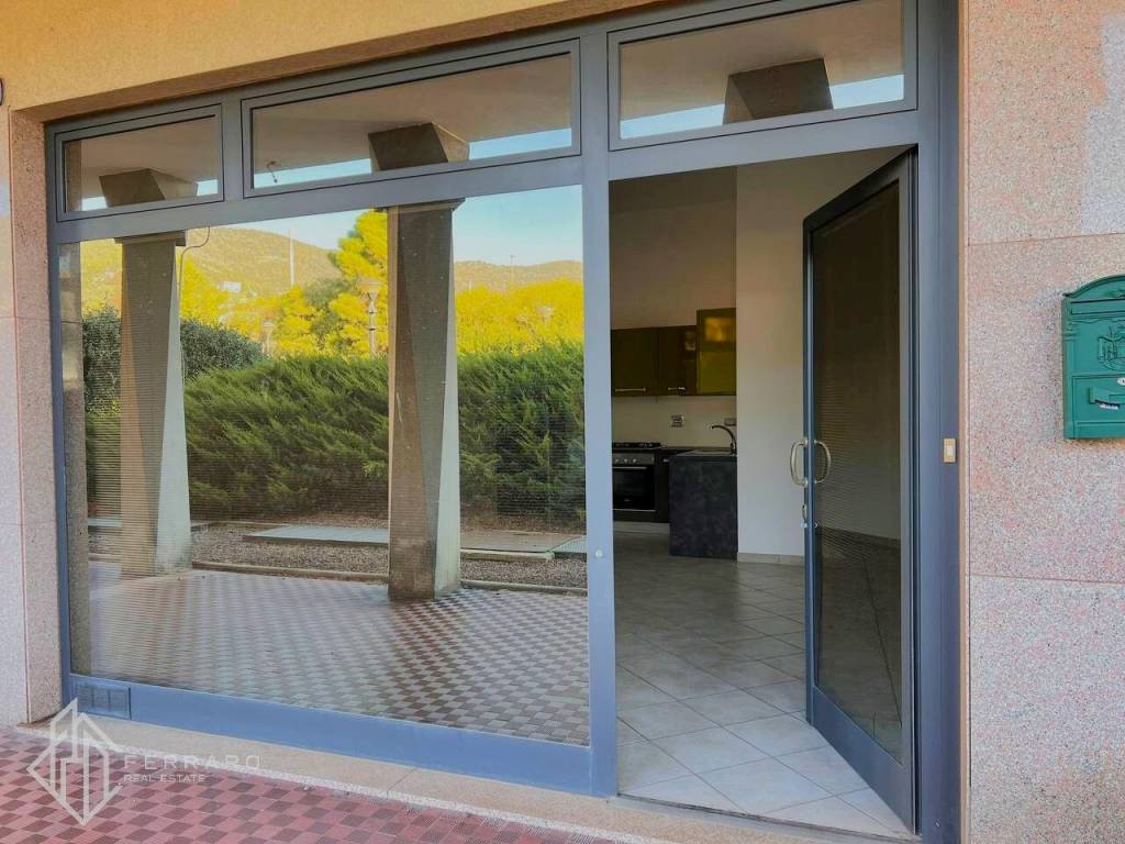 Appartamento a Spotorno in Piazza Camillo Sbarbaro, 3 - Foto 3