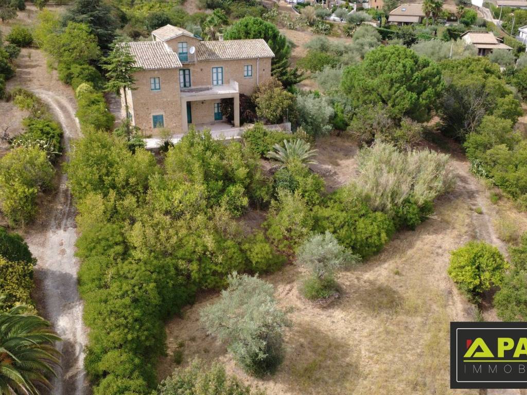 Villa a Canicattì in Contrada Fabrizio - Foto 5