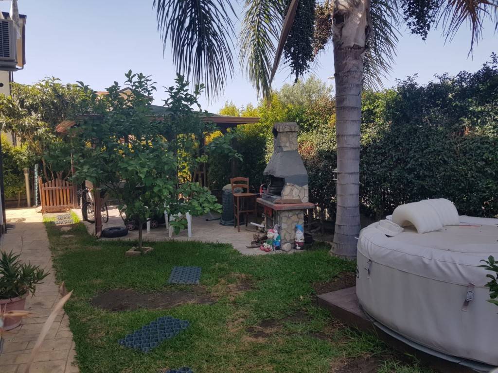 Villa a Simeri crichi in Villaggio Conca d'Oro - Foto 2