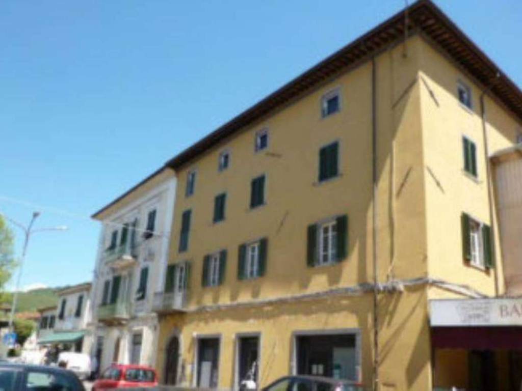 Immobile a Barga in via Pascoli 36 38 - Foto 5