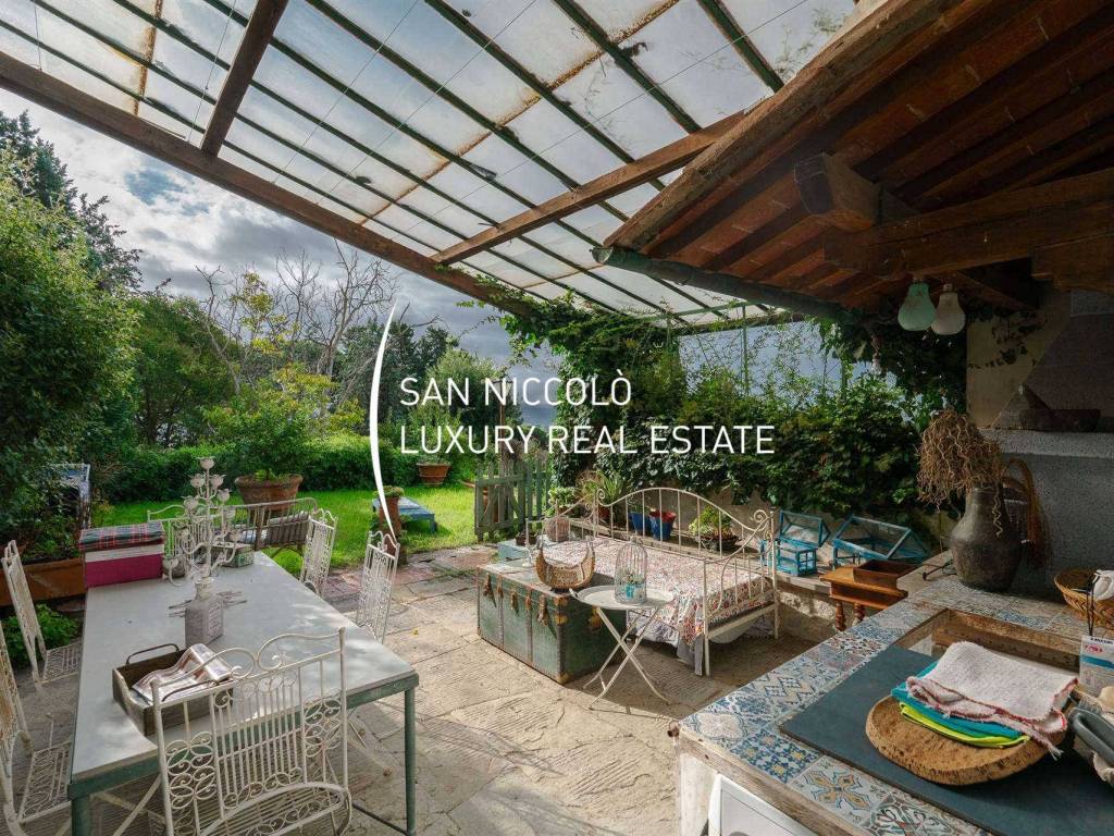 Villa a Fiesole in Via Giuseppe Mantellini - Foto 2