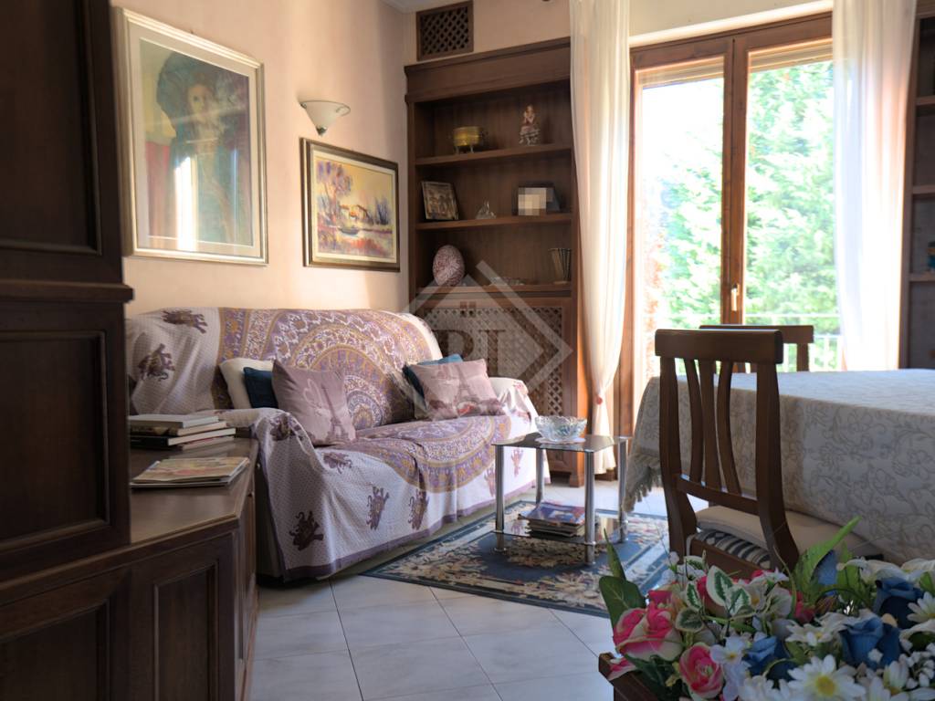 Appartamento a Comabbio in Via ai Prati - Foto 5