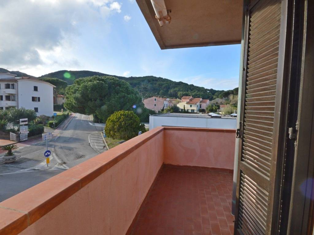 Appartamento a Marciana marina in Viale Llewelyn Lloyd, 6 - Foto 4