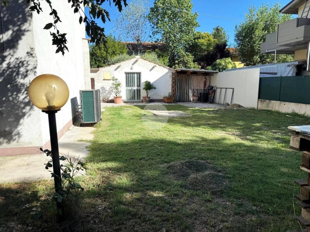 Casa indipendente a Fano in Via Bellandra, 215 - Foto 2