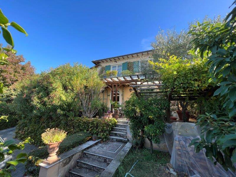 Villa a Pietrasanta in Via Casone - Foto 2