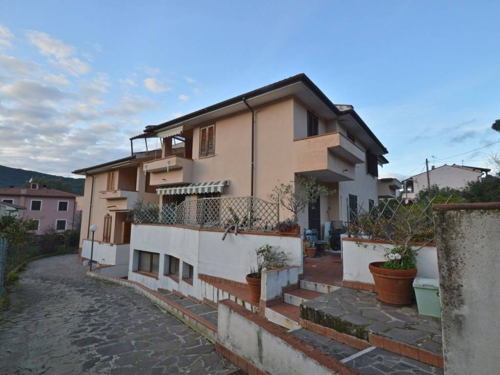 Appartamento a Marciana marina in Via La Fornace - Foto 2