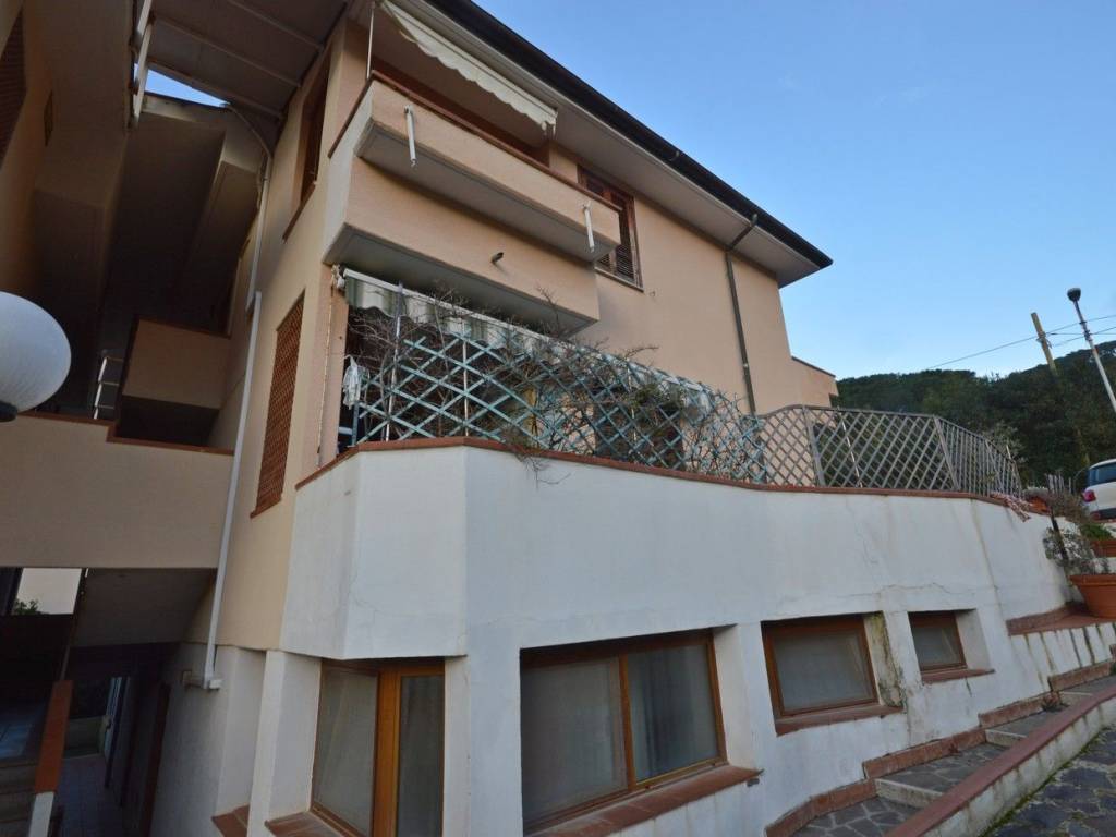 Appartamento a Marciana marina in Via La Fornace - Foto 3