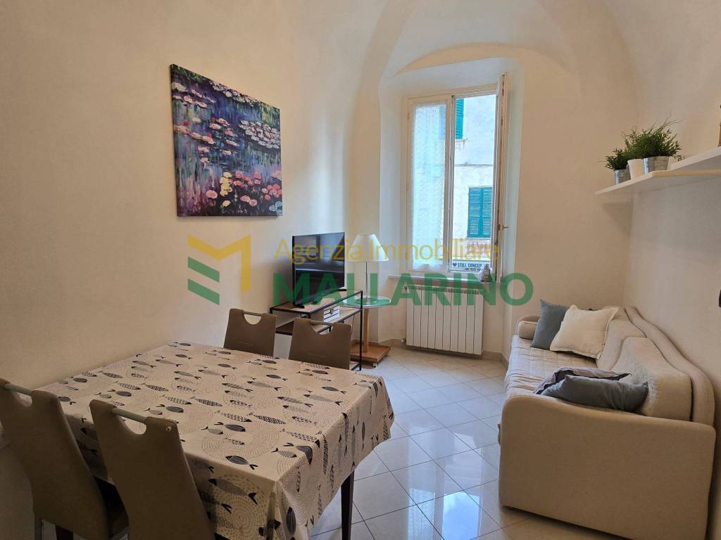 Appartamento a Finale ligure in Via Anton Giulio Barrili - Foto 4