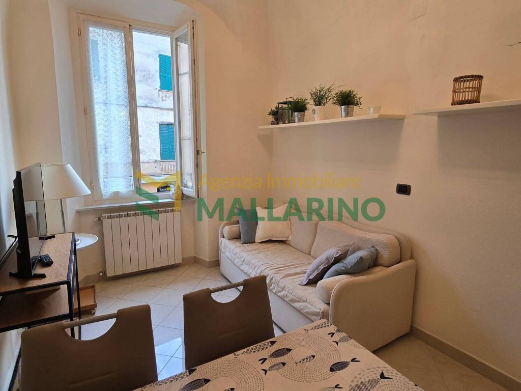Appartamento a Finale ligure in Via Anton Giulio Barrili - Foto 5