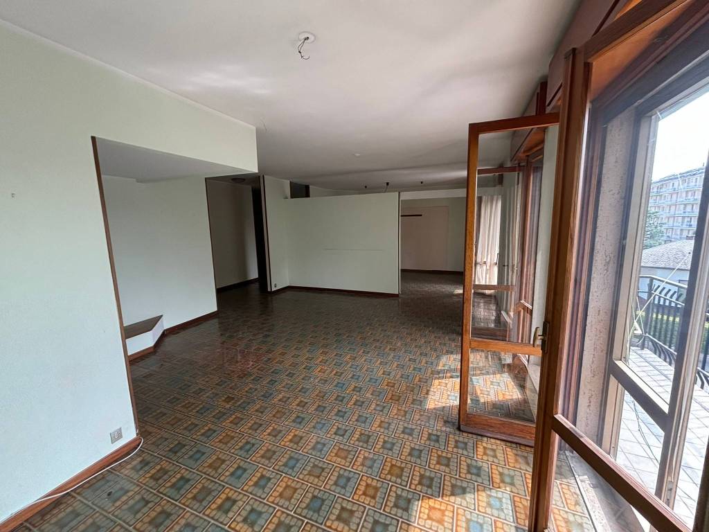 Appartamento a Novara in Viale Papa Giovanni XXIII, 52 - Foto 3