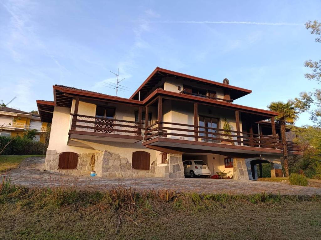 Villa a Arizzano in Via Frova - Foto 2