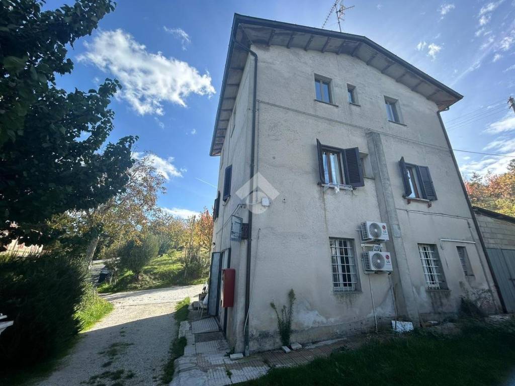 Casa indipendente a Gubbio in Località Scritto - Foto 2